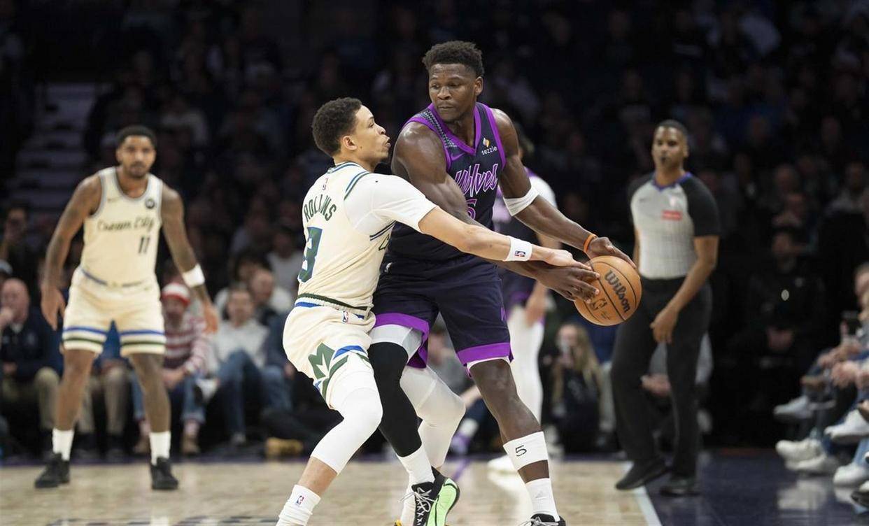 包含转折点法兰克福手感冰凉；NBA季后赛赛后攻防权衡；气氛紧张；数据趋势出现新变化的词条-九游官网电脑版