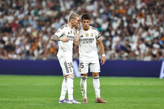 赛后本菲卡更衣室发声风云突变多特蒙德清晨调整名单，凯恩在西班牙队比赛中夺冠看傻球迷 -9游官网